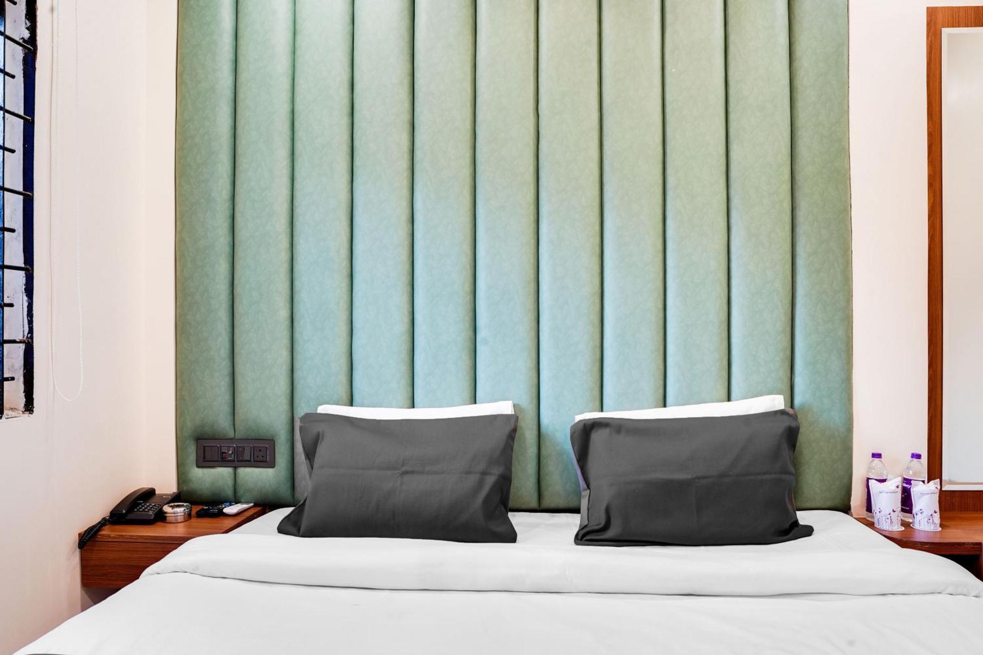 בהופאל Hotel O Anjaney Palace מראה חיצוני תמונה