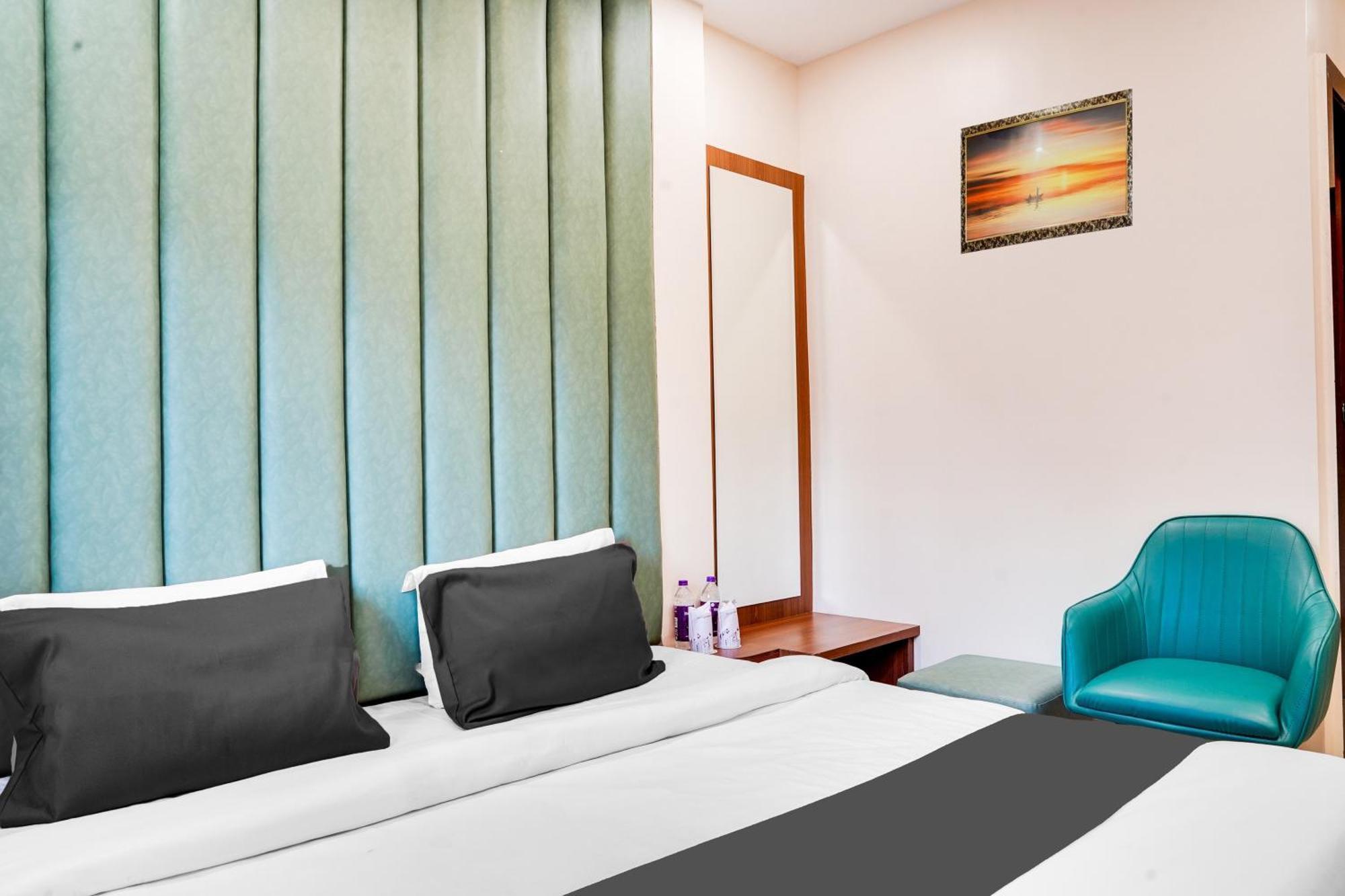 בהופאל Hotel O Anjaney Palace מראה חיצוני תמונה