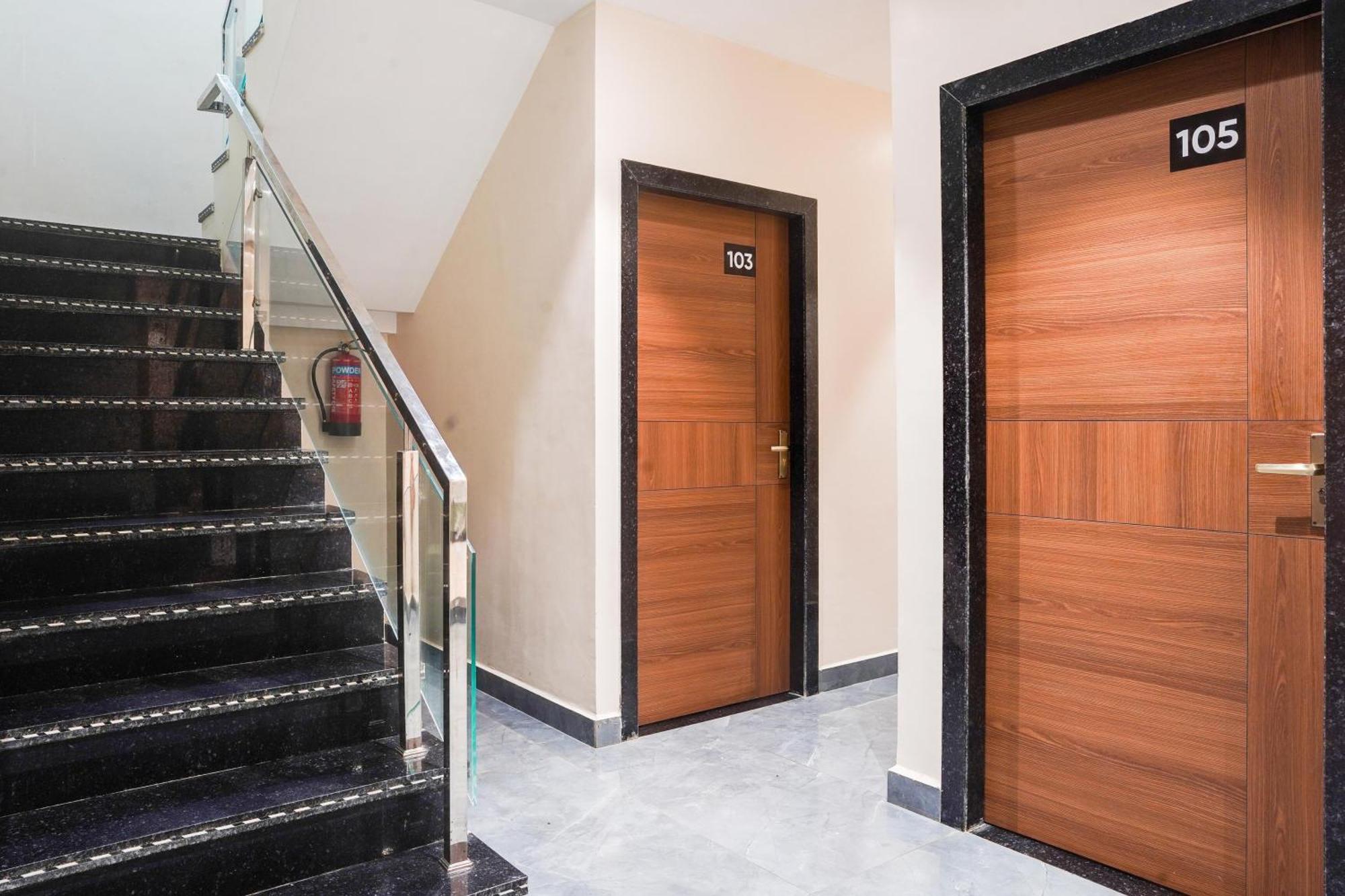 בהופאל Hotel O Anjaney Palace מראה חיצוני תמונה