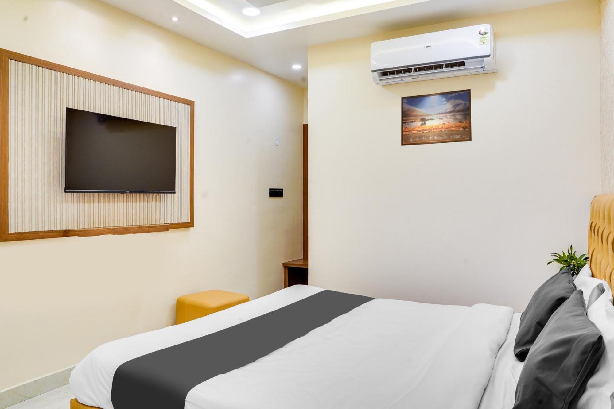 בהופאל Hotel O Anjaney Palace מראה חיצוני תמונה