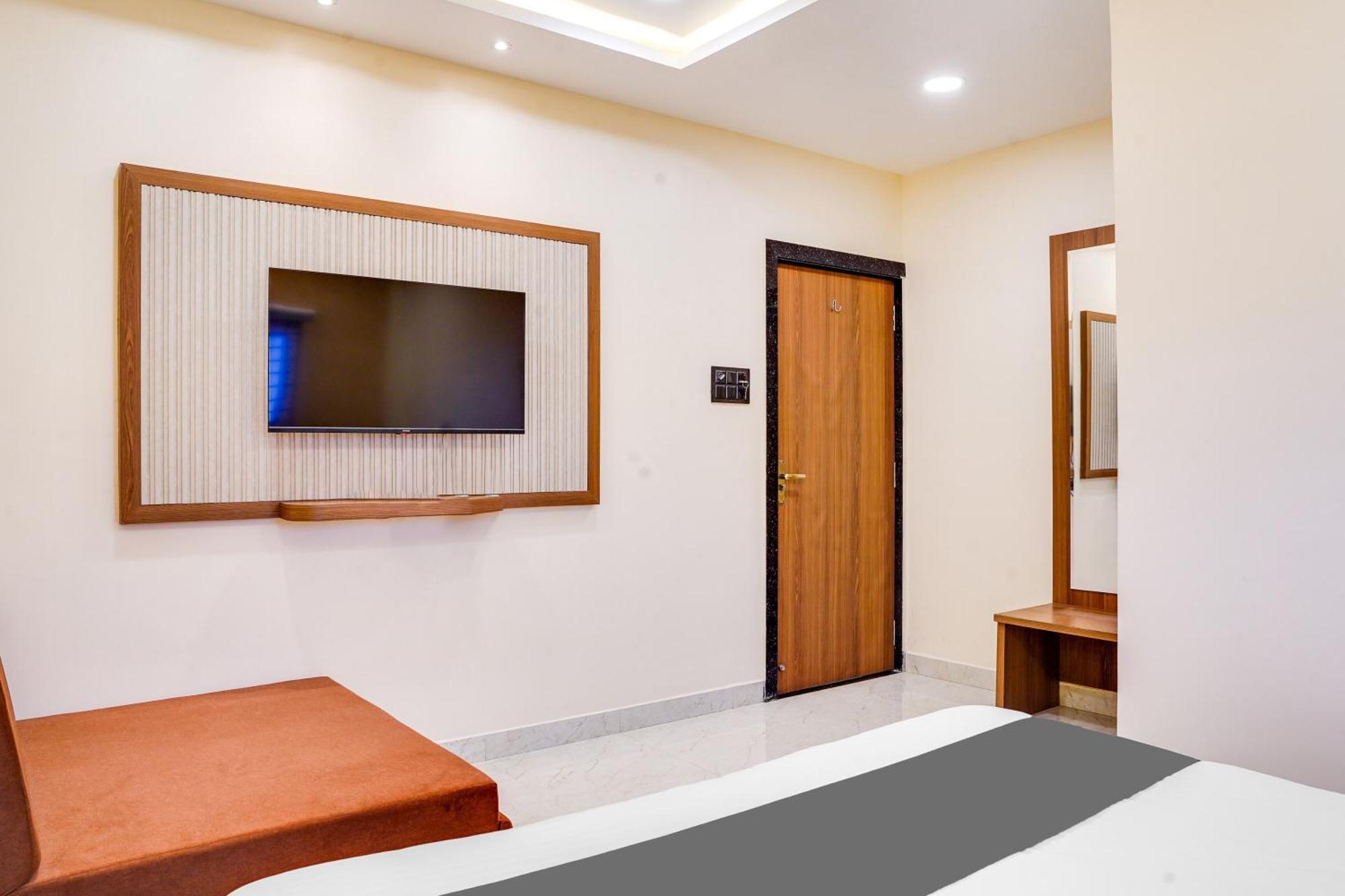 בהופאל Hotel O Anjaney Palace מראה חיצוני תמונה